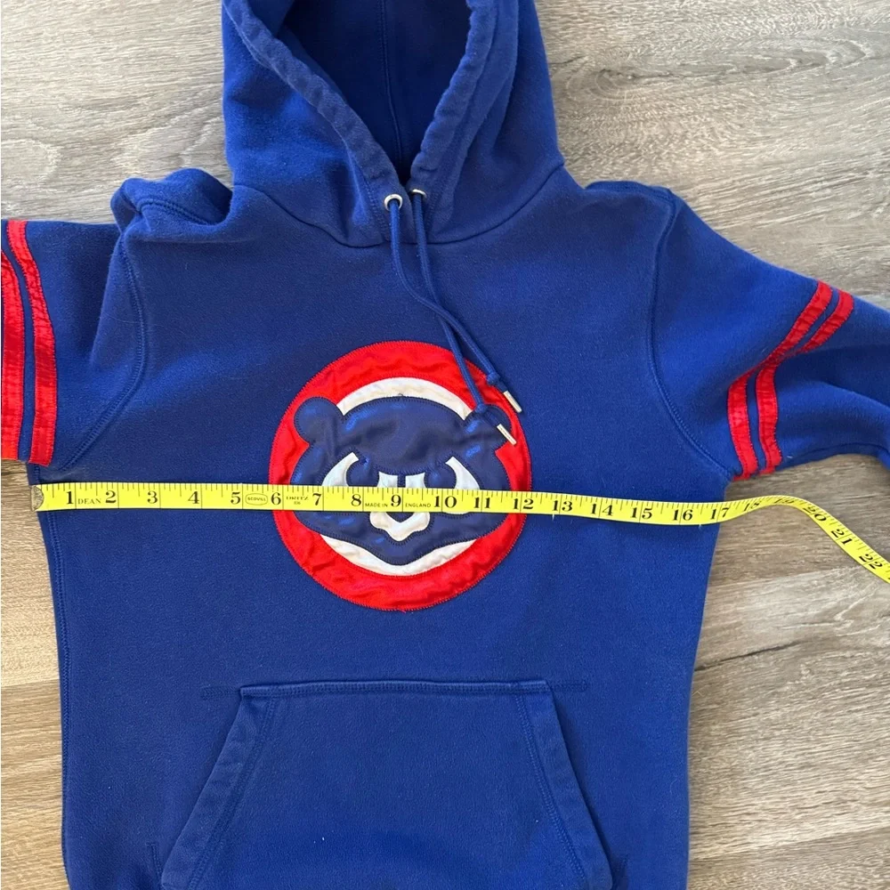 Nike Adult SM Cubs hoodie. Cooperstown collection. Great condition.